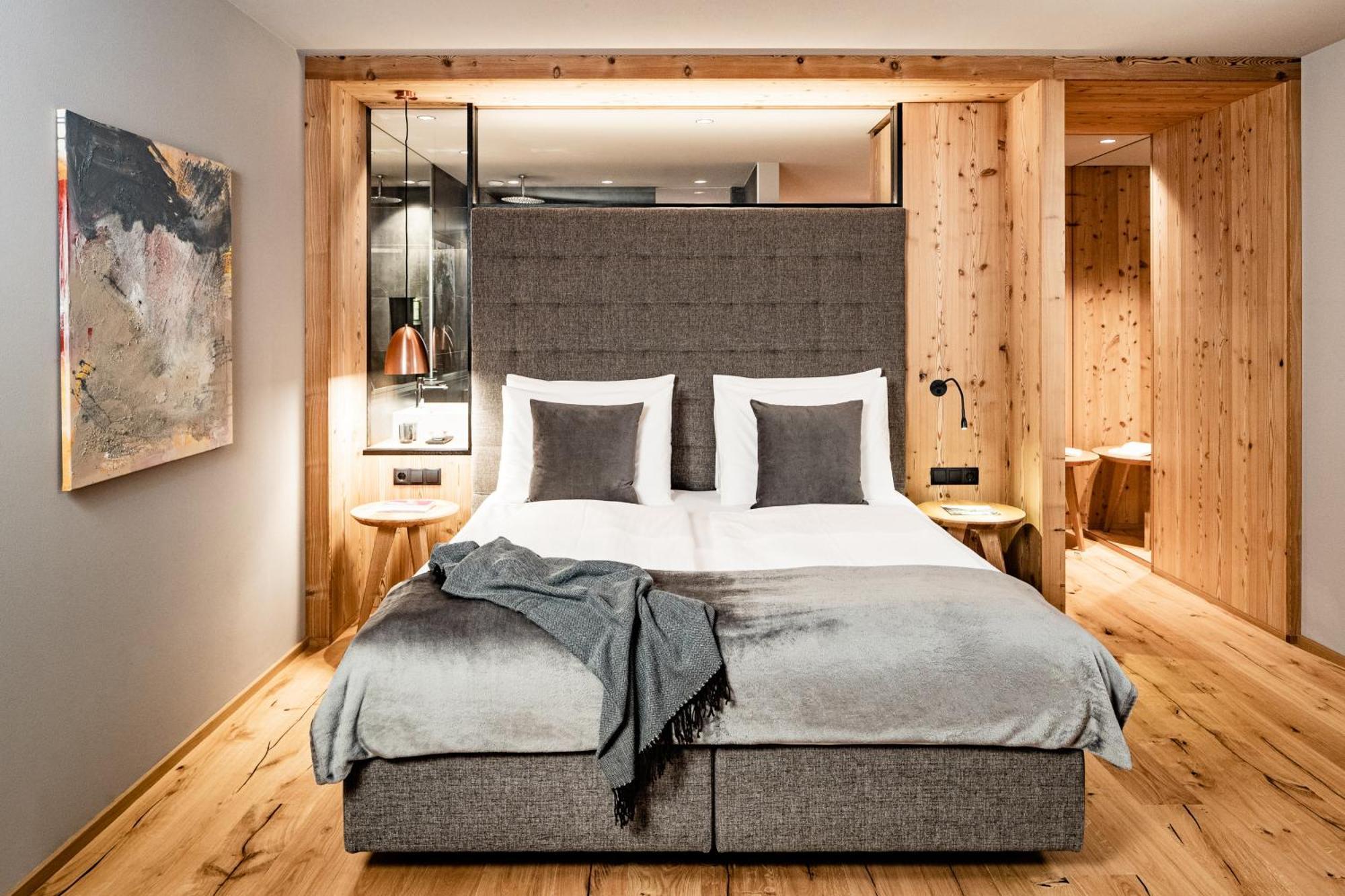 Taubers Bio Vitalhotel Chienes Kültér fotó