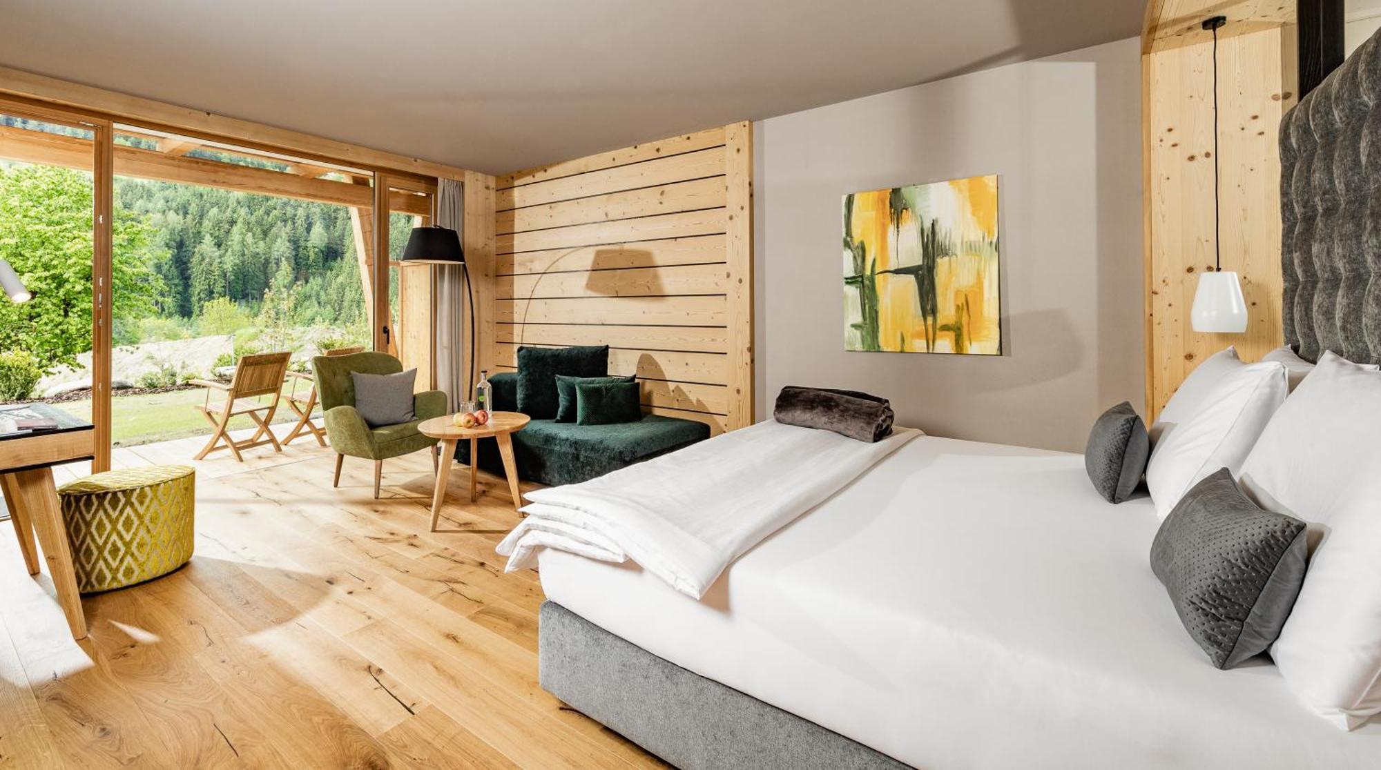 Taubers Bio Vitalhotel Chienes Kültér fotó