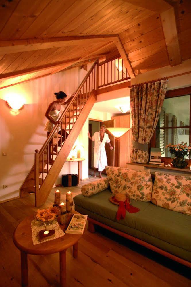 Taubers Bio Vitalhotel Chienes Kültér fotó